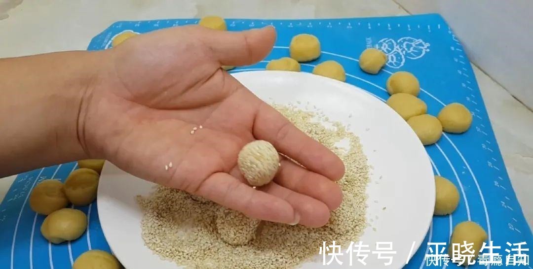 馒头|面粉别炸油条,不发面不用拷,外皮焦脆又香甜,比麻团面包都好吃