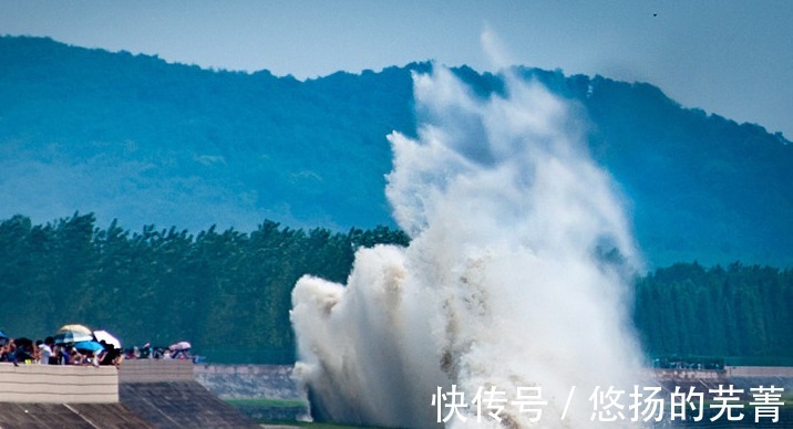 濤來勢轉雄獵獵駕長風 十二首觀潮詩詞 你認為誰寫的最有氣勢 中國熱點