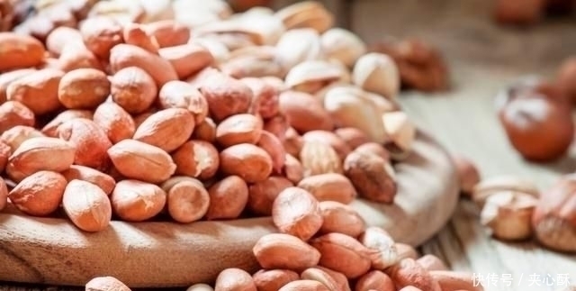 温开水|便秘难受肚子胀不吃通便药,空腹吃2物,让你痛快排便