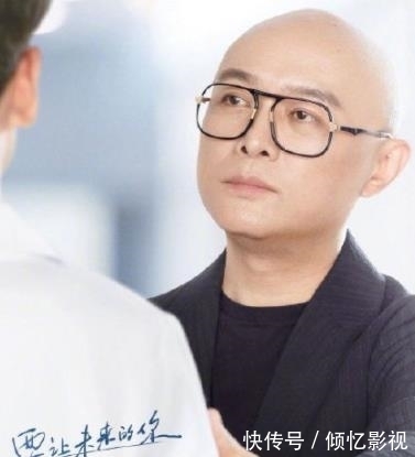 《offer3》開啟醫(yī)學季，周深、毛不易“勸人轉(zhuǎn)行”二人組太好笑！