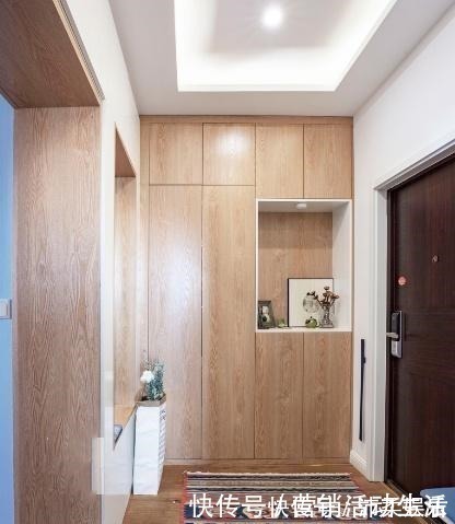 案例|入户没人放鞋柜了,太不实用!不如学着设计一排柜,一进门贼漂亮!