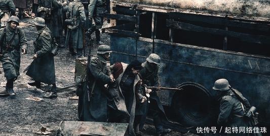 斯大林|斯大林在得知长子被德军俘后,为何要下令逮捕儿媳?