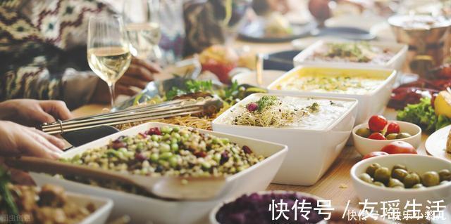 厨艺|幼儿园亲子活动，要求家长做道菜，结果“百家宴”变成“鸡蛋宴”