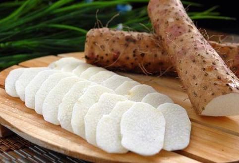 血糖|32岁女子血糖从13.9到5.7，医生：常吃4种食物，或对胰岛有好处