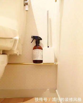 柜子|邻居家卫生间要火了!马桶离地10公分,下方加两根杆子,收纳满分