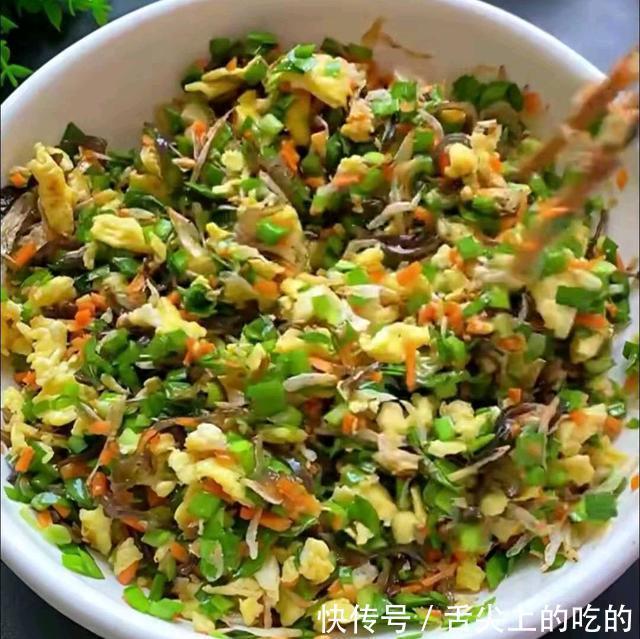 饺子皮|天热我就爱吃这种包子，简单省力，一煎就可以，一周吃六次都不腻