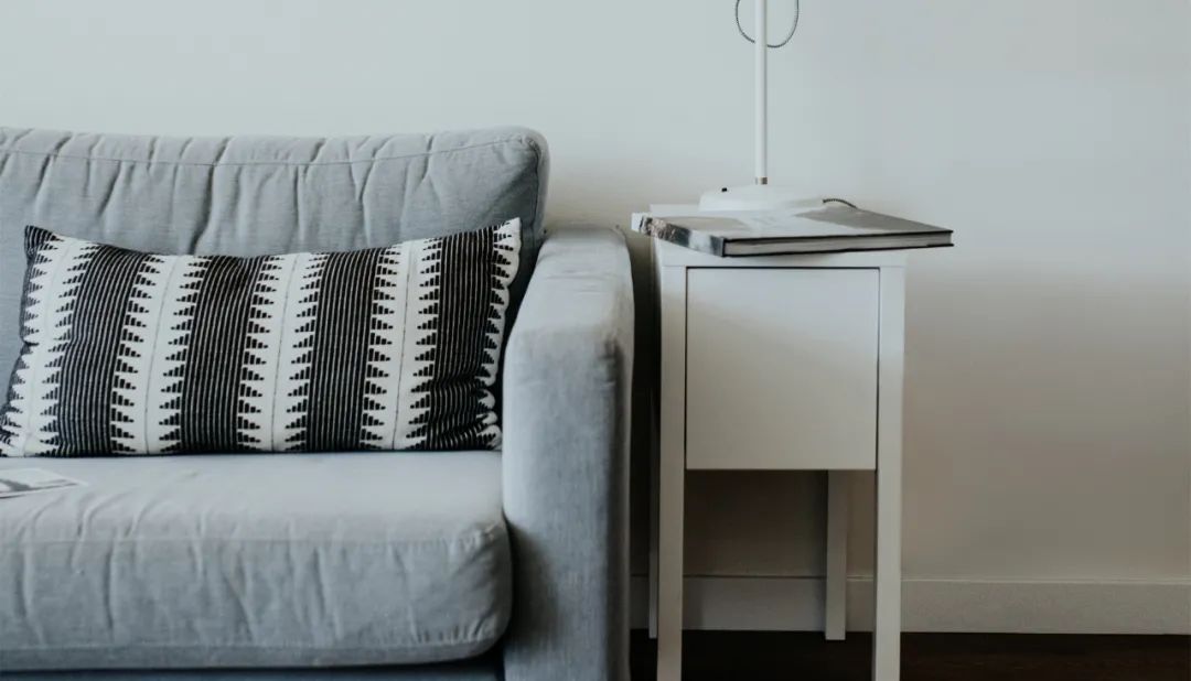 解决办法|沙发脏了怎么清洗？千万别买不可拆洗的布沙发，我已经后悔啦