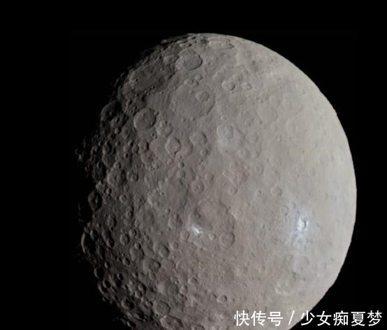 木星 为什么太阳系内的所有行星都是圆形的？