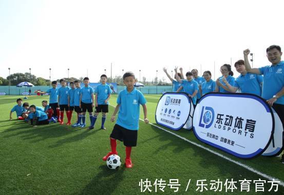 训练|亲子活动日,陪您的孩子一起体能训练释放压力!