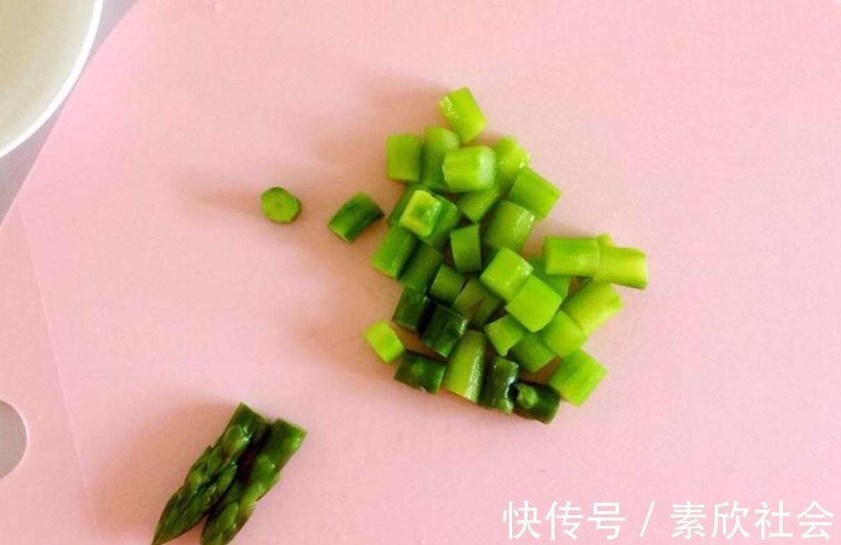 消食化滞|经常便秘别怕，坚持每天喝这“汤”，润肠刮油排宿便，比香蕉管用