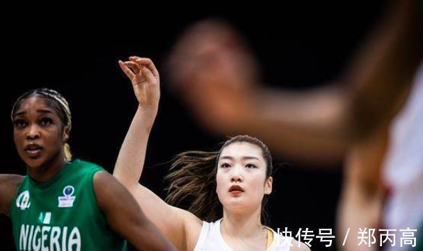 世界冠军|正式官宣!中国女篮晋级世界杯12强,新黄金一代全力冲击世界冠军