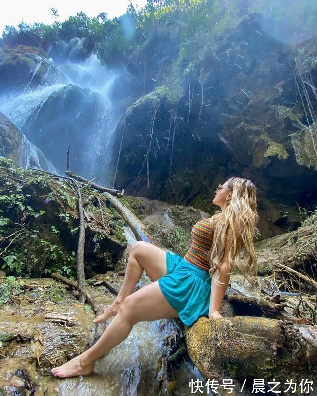 模特|墨西哥模特，有着一双大粗腿，并不影响她的曲线，反而魅力十足