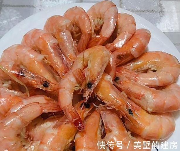 国庆回娘家蹭饭,妈妈做了一桌我爱吃的菜,超下饭,网友:是亲妈