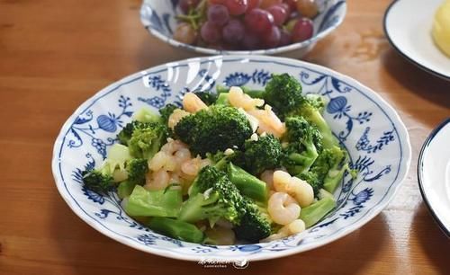 勤快妈妈做了这早餐,补充蛋白质又养脾胃,孩子说家里早餐最好吃