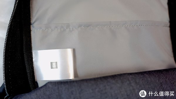 选不到便宜实用的通勤包？这几款背包推荐给你