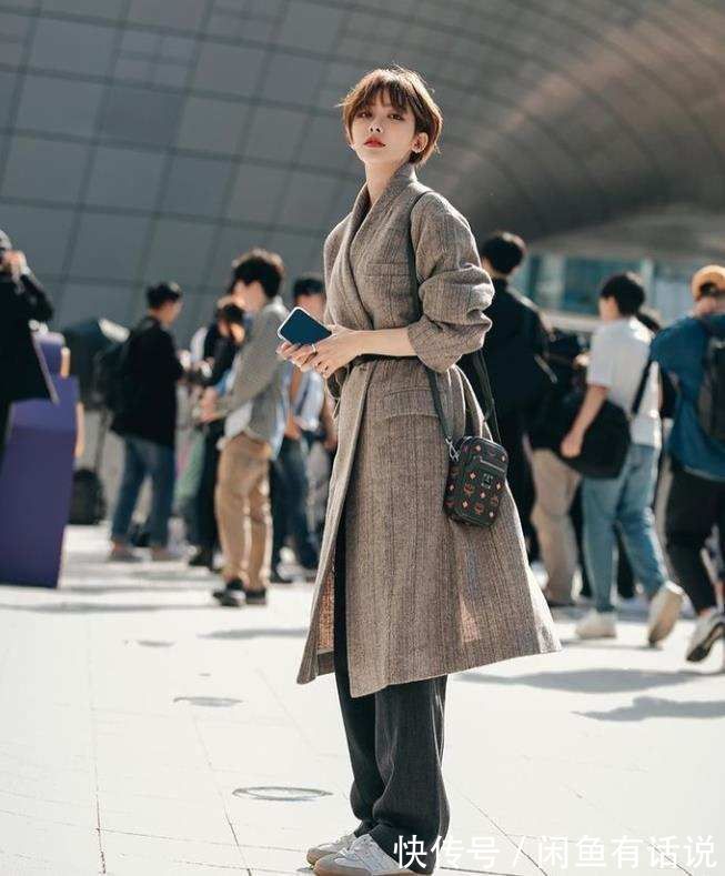 裤装 女人再懒,也别拿打底裤配大衣了,试试这3条“裤子”,很高级