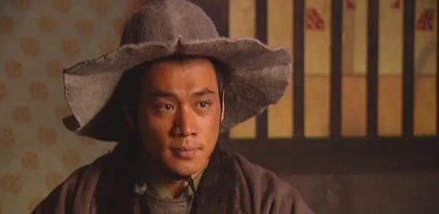 张太公@武松师傅警告武松千万要躲着两个人,武松不听劝告,结果受到教训