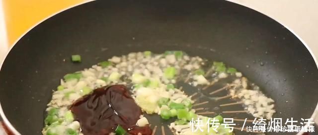 蒜苗|豆腐自从学会这个做法,家人三天两头点名吃,鲜嫩入味,比肉都香