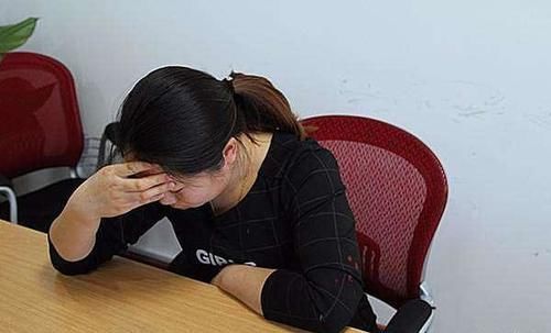 女性|女性荷尔蒙旺盛,与正常人有什么区别提升荷尔蒙,该怎么做