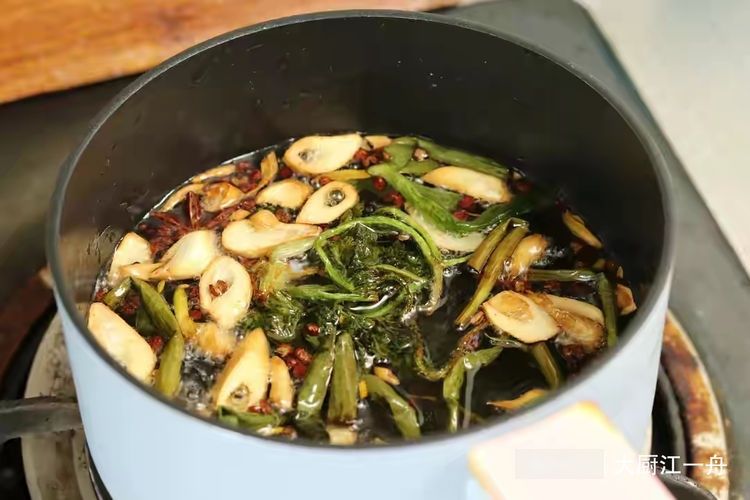 调肉馅饺子,牢记“3放2不放”,保证饺子鲜嫩可口,营养又解馋