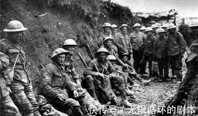 卡其色 风衣火了十几年,该换个穿法了!这些“新潮搭配”,时髦又高级!