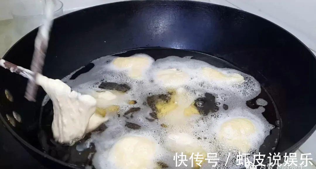 筷子|早餐别炸油条了,教你一种新吃法,锅里一炸,比面包蛋糕蓬松好吃