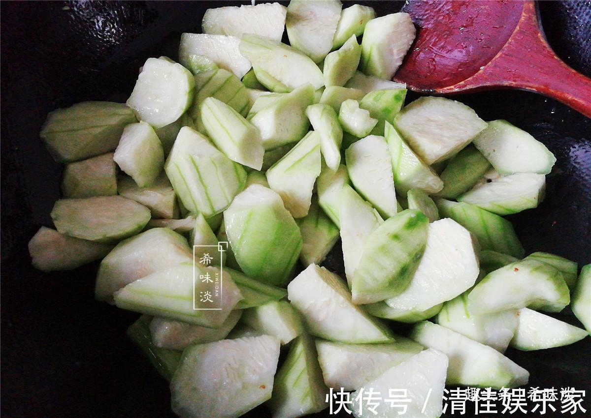 荷包蛋|天然“美人水”被找到,每周吃2次,美白又润肤,40岁还是少女脸