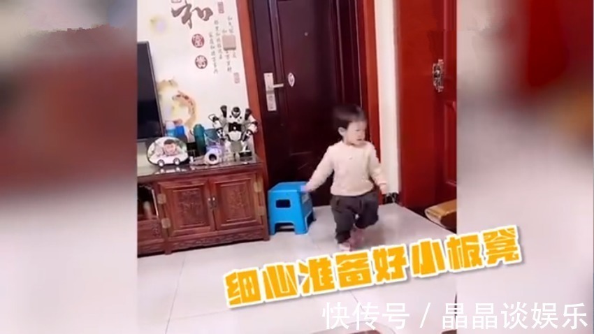 孩子们|为不让哥哥上学迟到,妹妹“操碎心”获高赞,网友:体贴又细心!