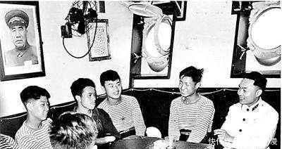 政委|他是参谋出身的政委,后任军长几个月不过瘾,解放后转入海军任职