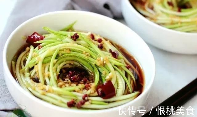 花生|天热了，3种最好吃的拌菜，不用焯水，拌一拌就吃，第2种强烈推荐