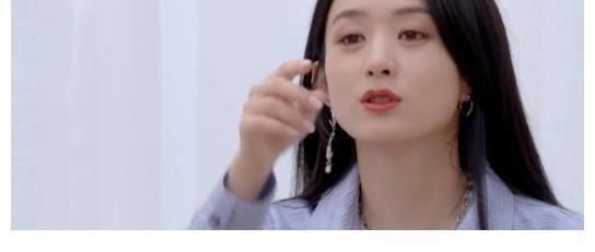 節目|趙麗穎離婚后綜藝首秀,與何炅大方牽手,難道不考慮吳磊的感受嗎