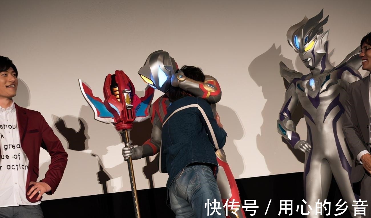 代奥特曼|历代奥特曼交接的感人场景,小陆哭得最惨,然后客串的也最多