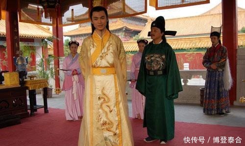 死里逃生|朱允炆下此道命令,朱棣多次死里逃生,最后成功当上皇帝