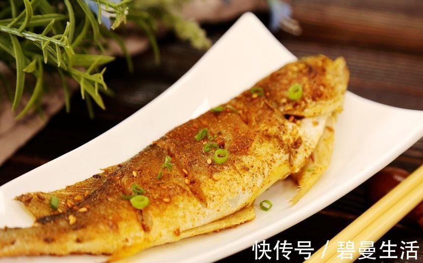 煎鱼不散、做鱼不腥,跟五星行政总厨学的技巧,做啥鱼都好吃!