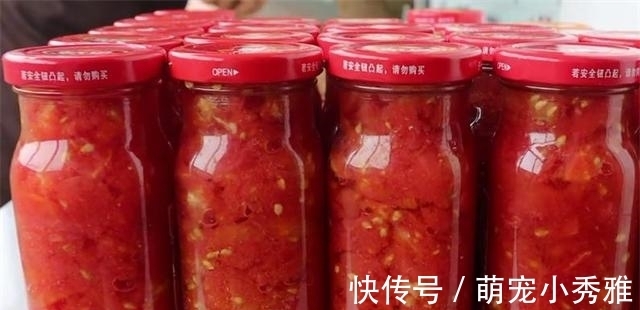腌西红柿的季节到了,一次20斤腌制起来,做法简单,吃一年不会坏
