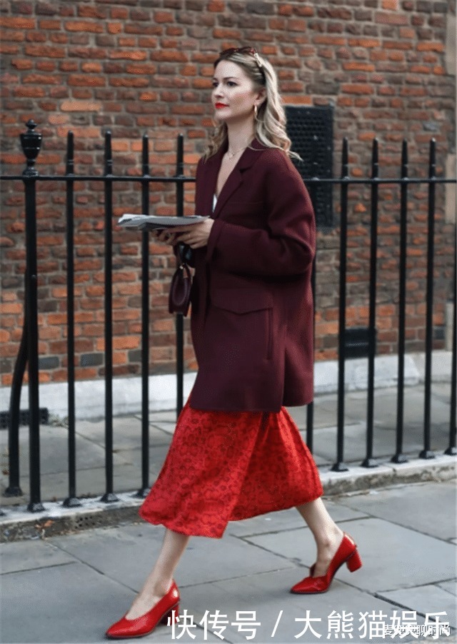 保暖|阔腿裤早烂大街了!秋冬最流行“奶奶鞋”,搭配九分裤保暖又洋气