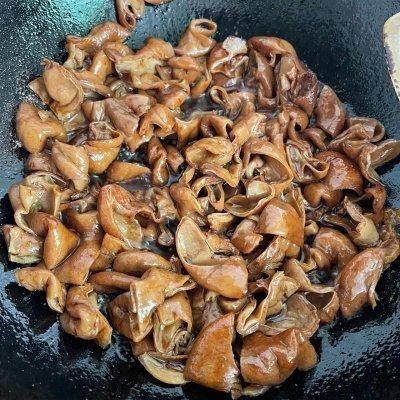 大葱|大厨教我的干煸肥肠的做法,果然好吃到没朋友