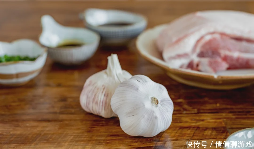 这一锅太香了!不加一滴水,比红烧肉还好吃