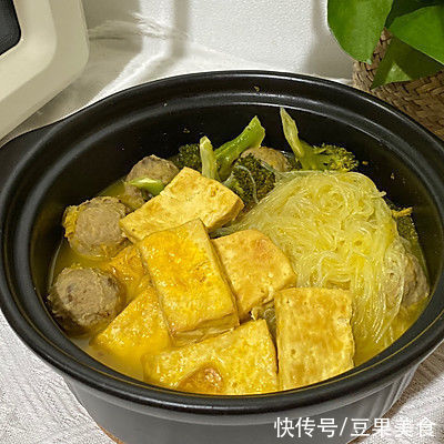 秋冬来一锅暖呼呼的砂锅豆腐|暖心暖胃