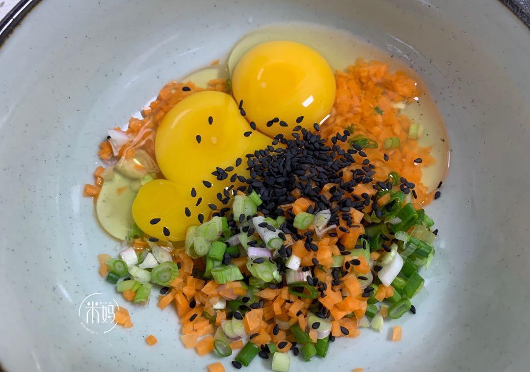 拉丝|最近孩子迷上它，早餐宵夜都要吃，柔软焦香还拉丝，5分钟就搞定