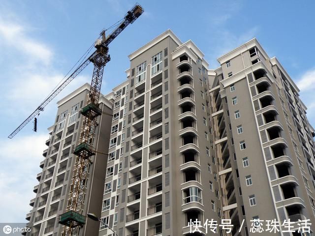 住房间|买电梯房时,户型到底该怎么选?内行人:记住“2买2不买”就行了