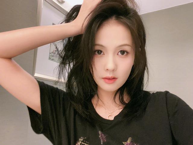 小蛮腰|你是''真胖''还是''假胖''女生4个地方有肉肉,真的不用减肥