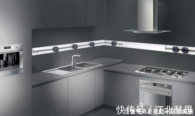 轨道式|厨房插座别装上墙了,第一次见有人装这种插座,感叹太机智了