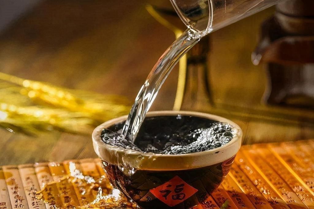 茶叶不仅仅是拿来喝的,你知道哪些?它的用处可多了。