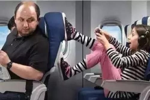 公共场合|熊孩子公园扯坏获奖风筝,大爷哭腔哀求,熊家长却炫耀孩子蹦得高