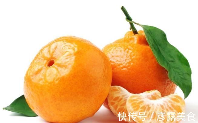 诱发|提醒高血压患者：吃降压药后，切勿吃这类水果，否则易诱发心梗！