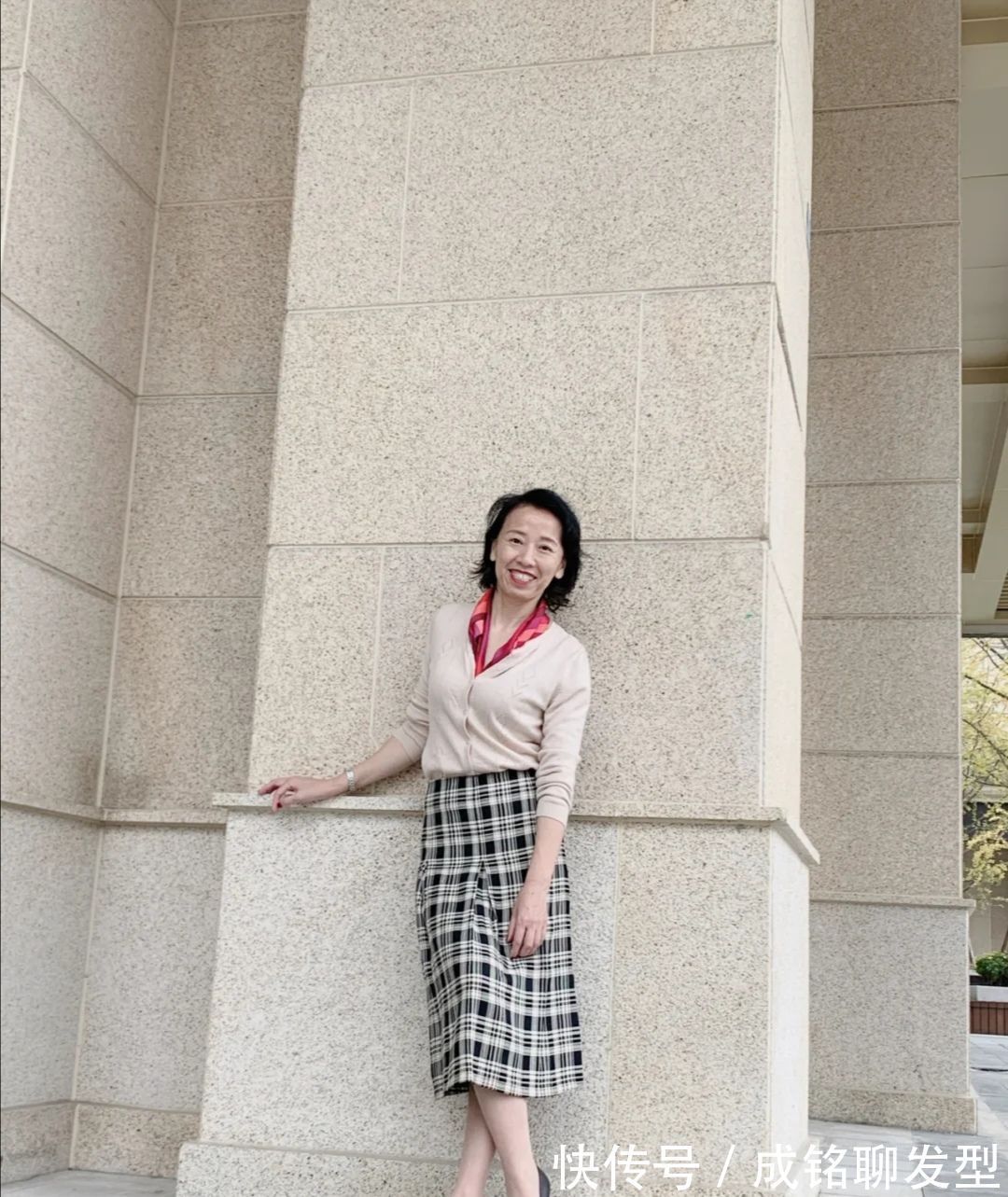 博主|女人的魅力与长相无关!五十岁博主凭借减龄穿搭,穿出精致与优雅