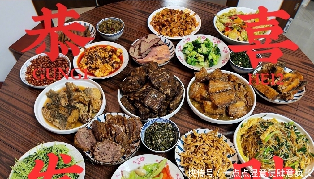 明星晒年夜饭:王鸥的精致,李晨的丰盛,都不及任达华的亮眼