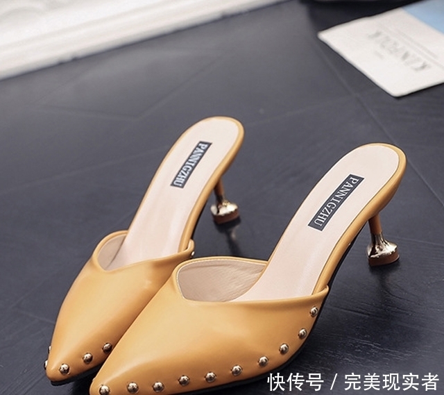 让时髦精大开眼界的几款高级鞋,好看好穿好搭,怎么看都有女人味