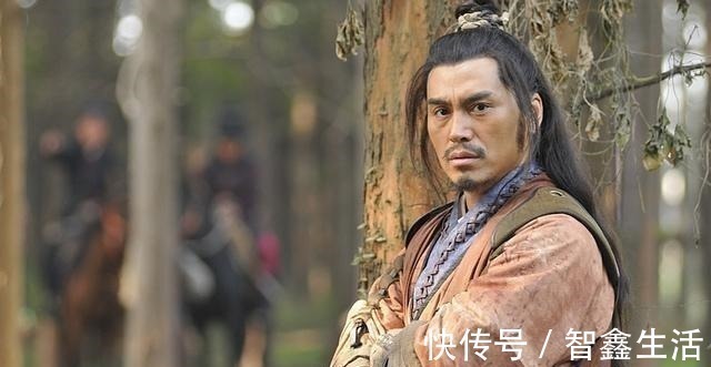 梁山#宋江聚义厅前排座次,公孙胜看明白后飘然离去,吴用至死才醒悟